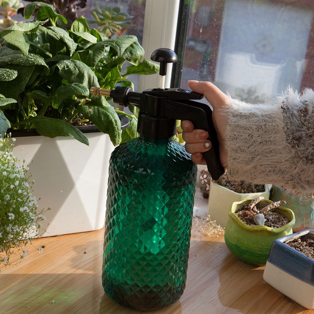 SOGA 2 Liter Mist Water Spray Bottle Hand Held Pressure Adjustable Nozzle with Top Pump Indoor Outdoor Gardening - AllTech
